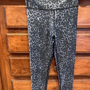 Size 4 zyia full length leggings NWOT
